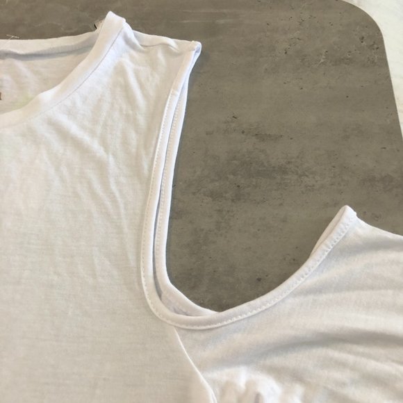 NWT Sam Edelman Cold Shoulder Tee. szL B9 - Picture 7 of 7